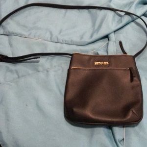 Kenneth Cole Reaction black shoulder bag